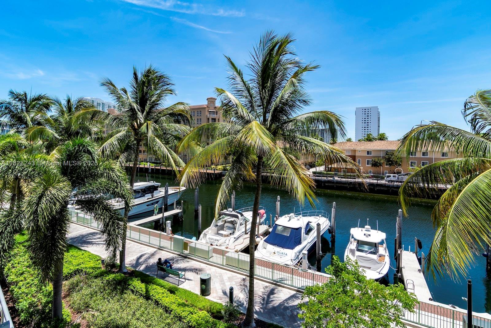 Apartamento para Alugar em Aventura, FL