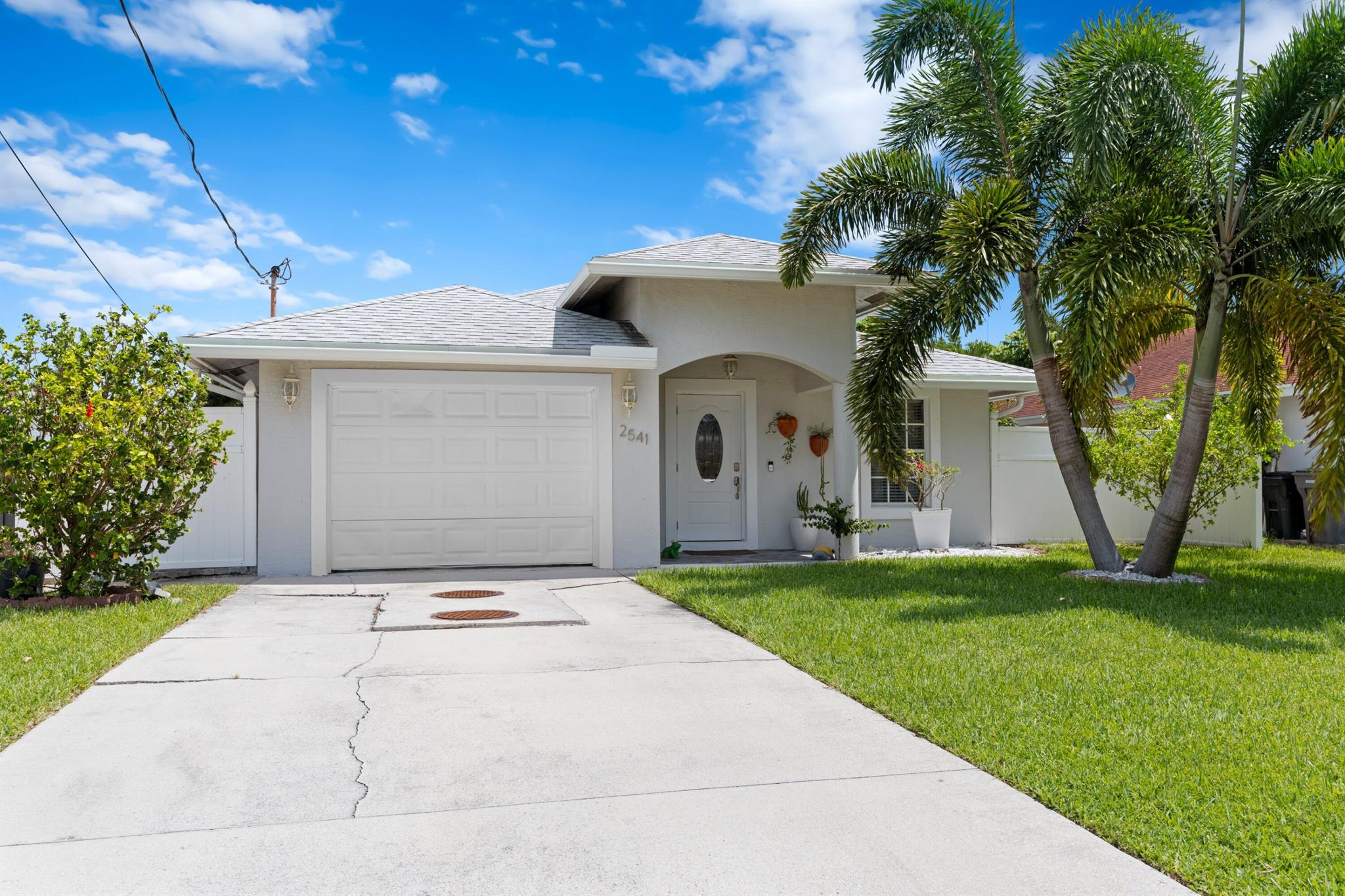 2541 Florida Street West Palm Beach FL 33406 | R11102508