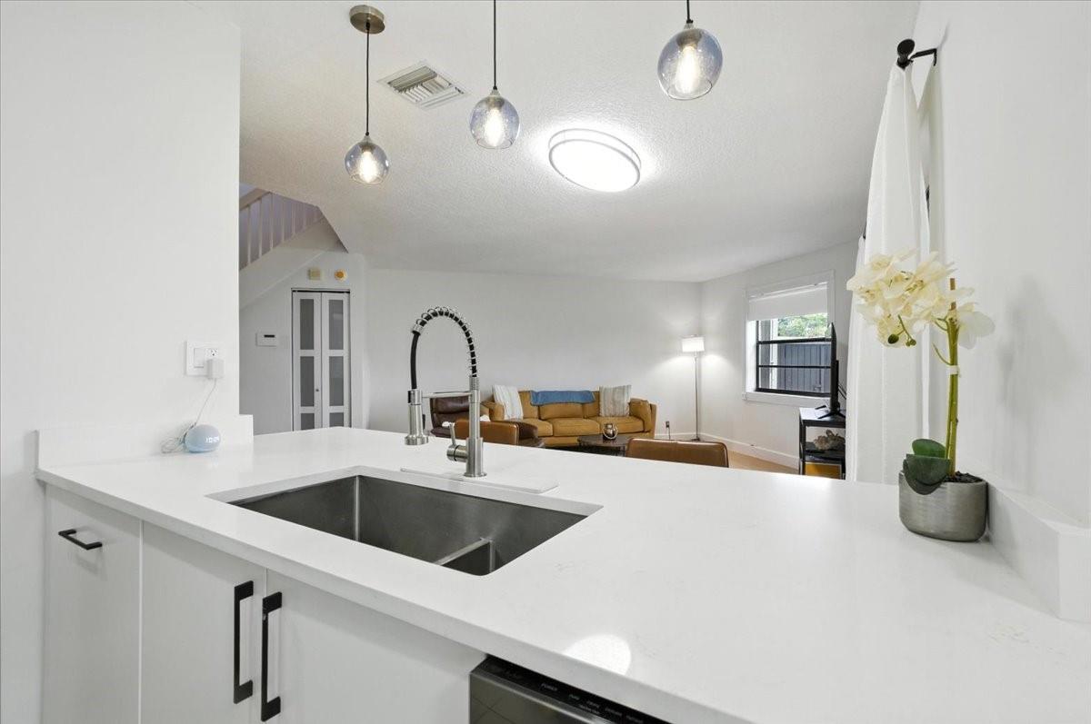 Homes for sale in Deerfield Beach, FL | 511 Nw 36Th Ave, Deerfield Beach, FL 33442 | MLS# F10511804