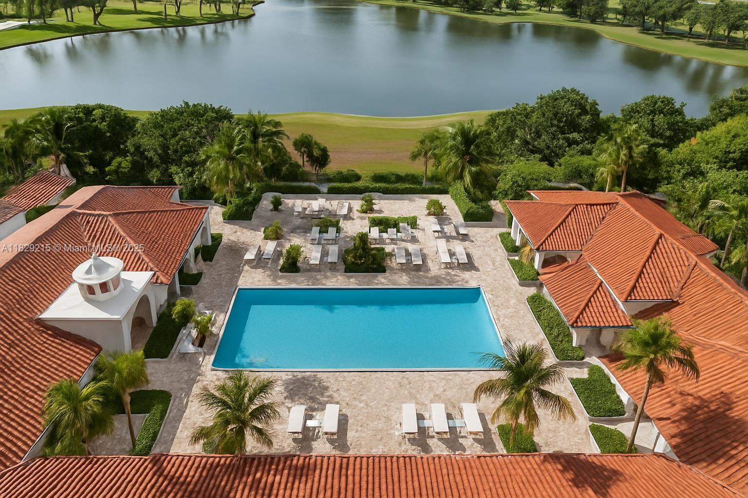 Turnberry Village So Towe