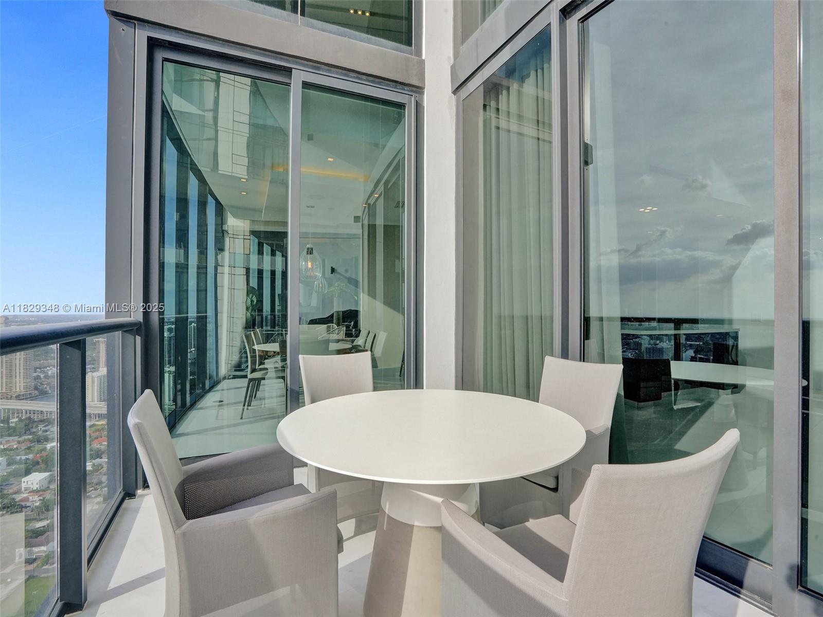 18555 Collins Ave #4403, Sunny Isles Beach FL 33160