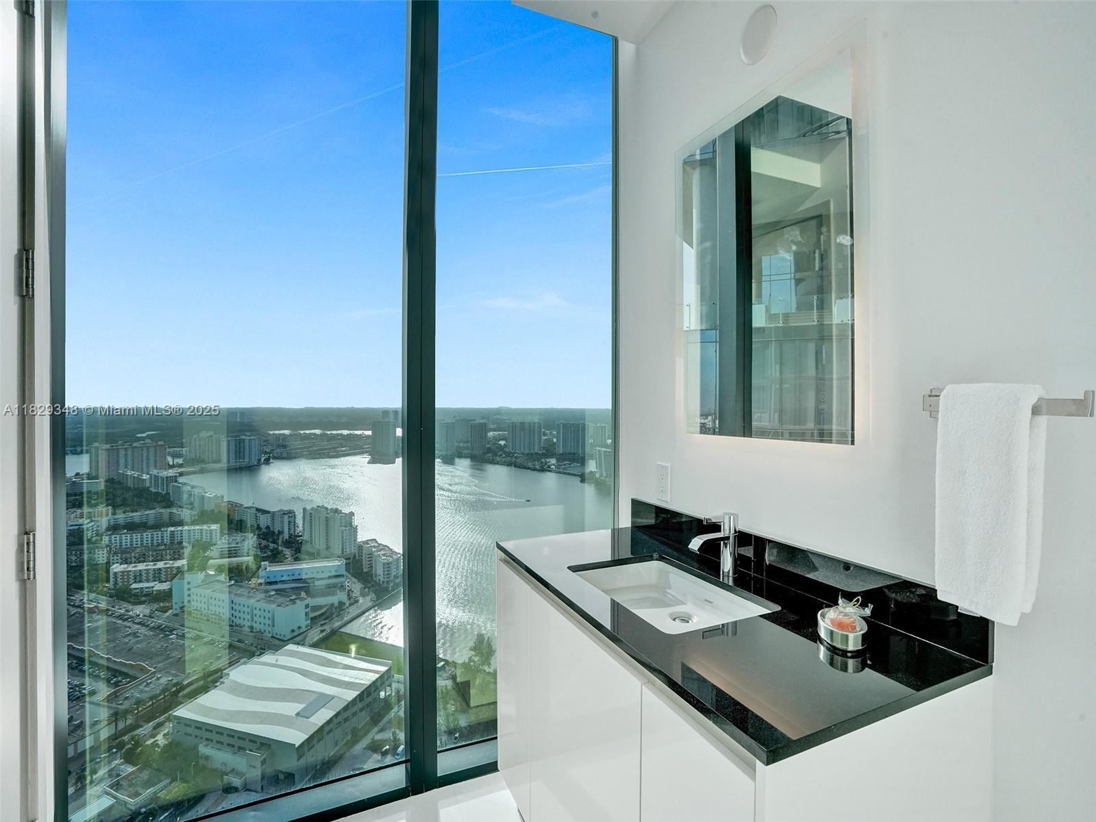 18555 Collins Ave #4403, Sunny Isles Beach FL 33160