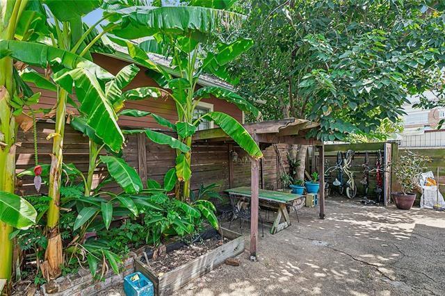 1525 Saint Philip Street