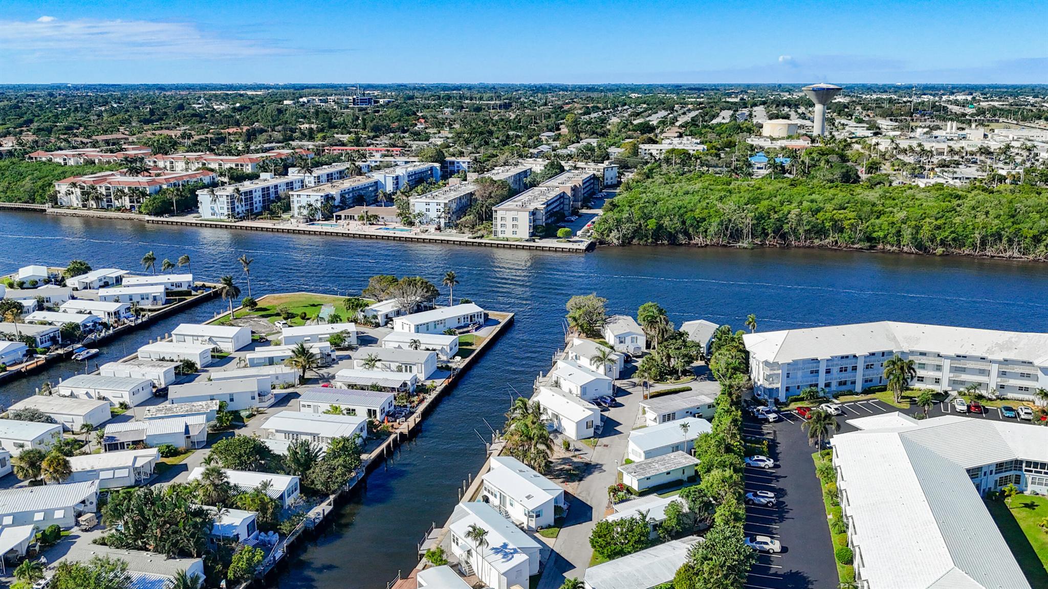 Homes for sale in Briny Breezes, FL | 204 Mallard U Dr #U, Briny Breezes, FL 33435 | MLS# R11102639