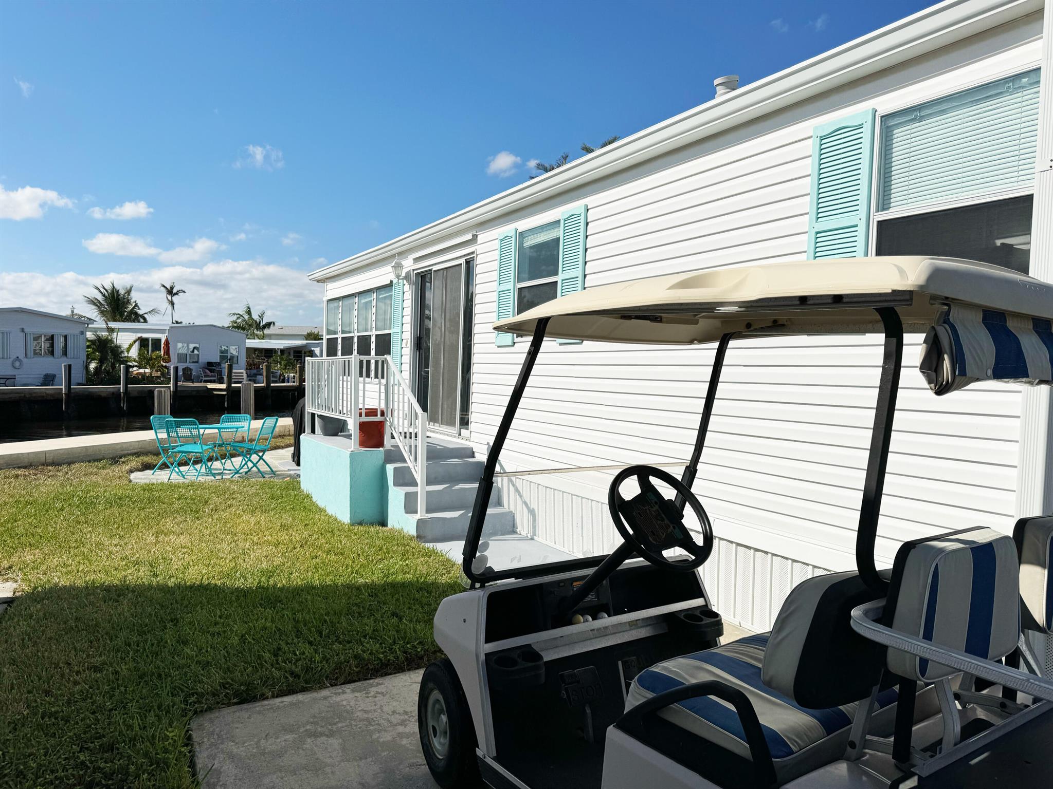 Homes for sale in Briny Breezes, FL | 204 Mallard U Dr #U, Briny Breezes, FL 33435 | MLS# R11102639