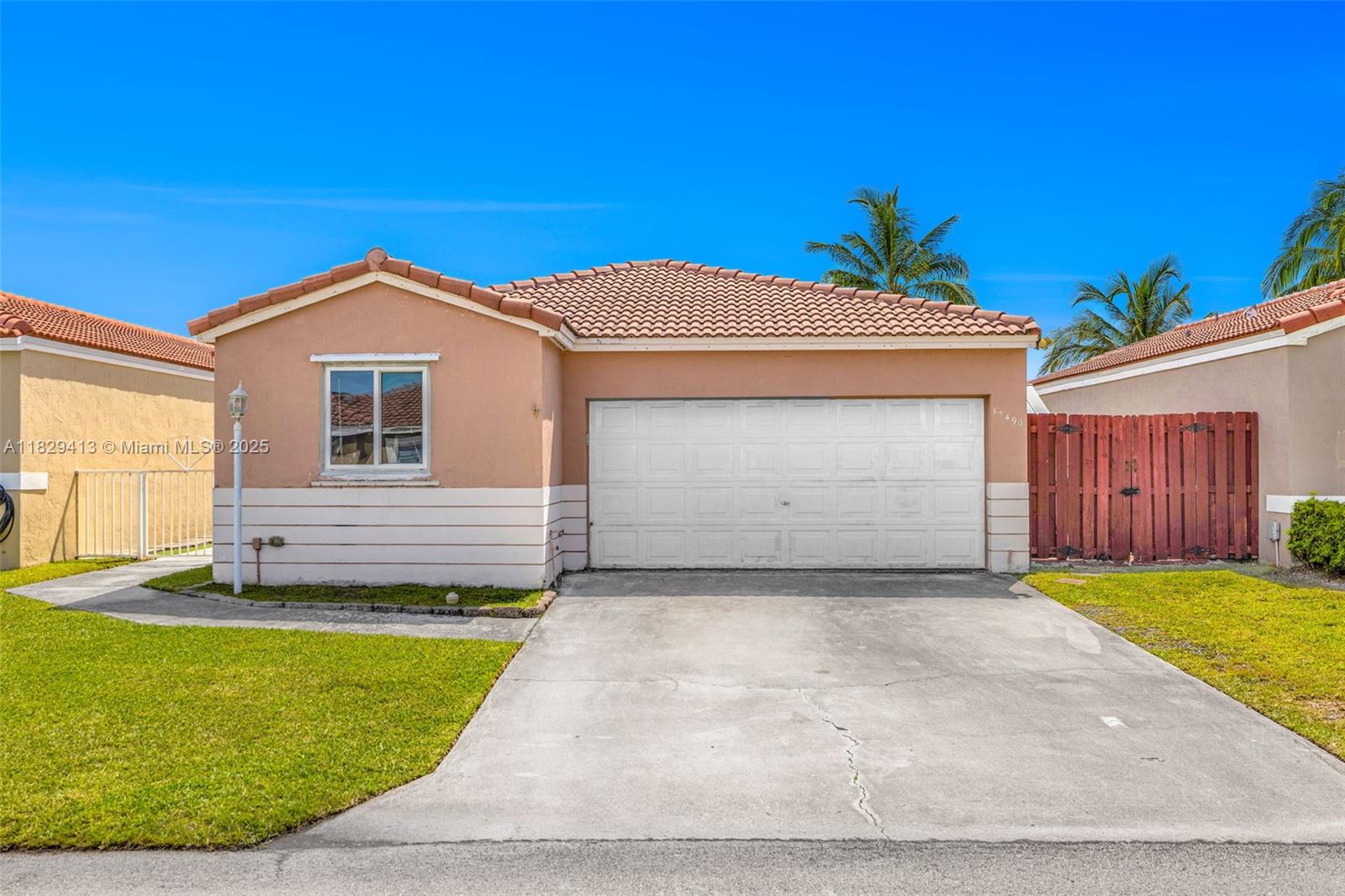 Weitzer Serena Lakes West