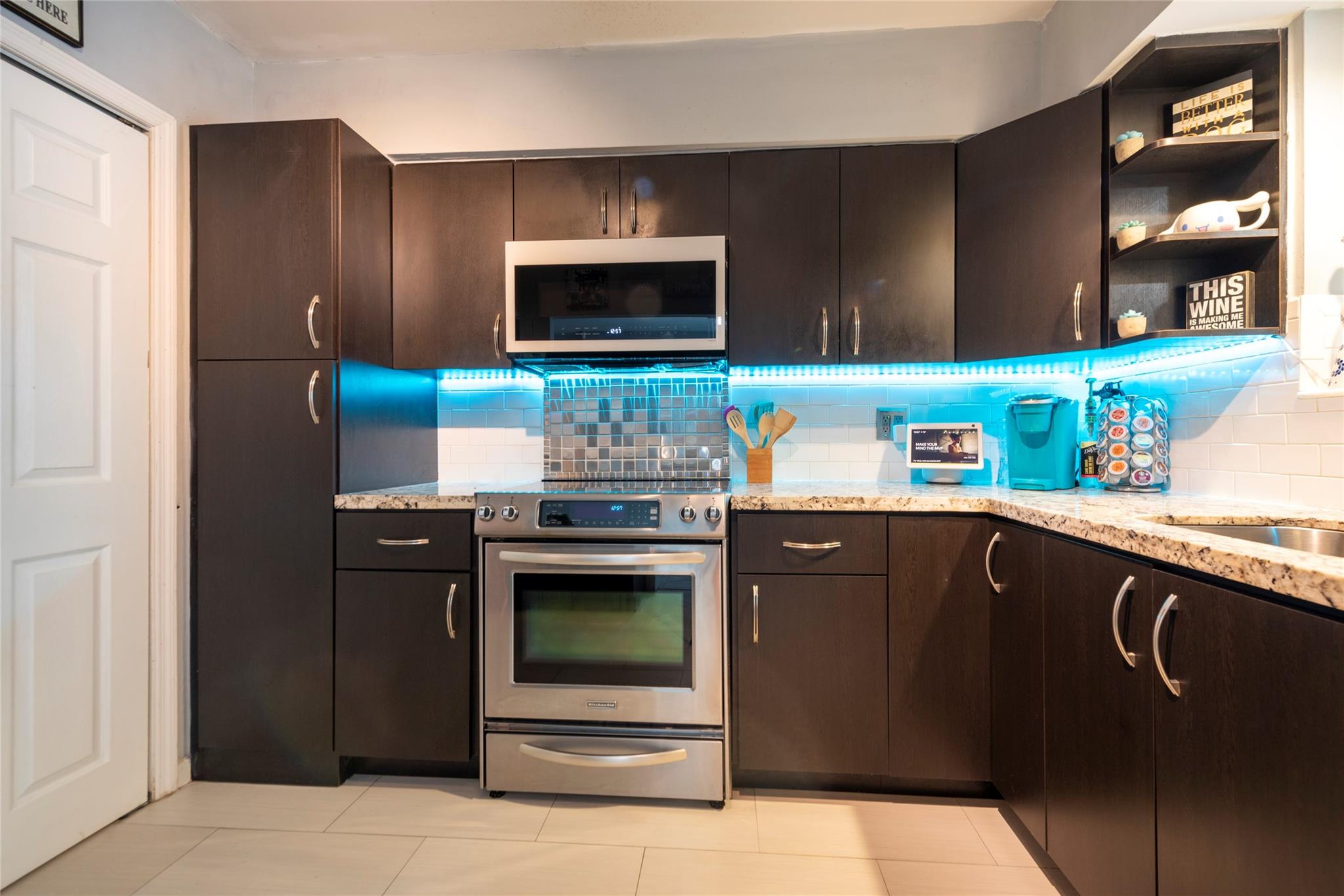 Updated Kitchen - Newer Appliances