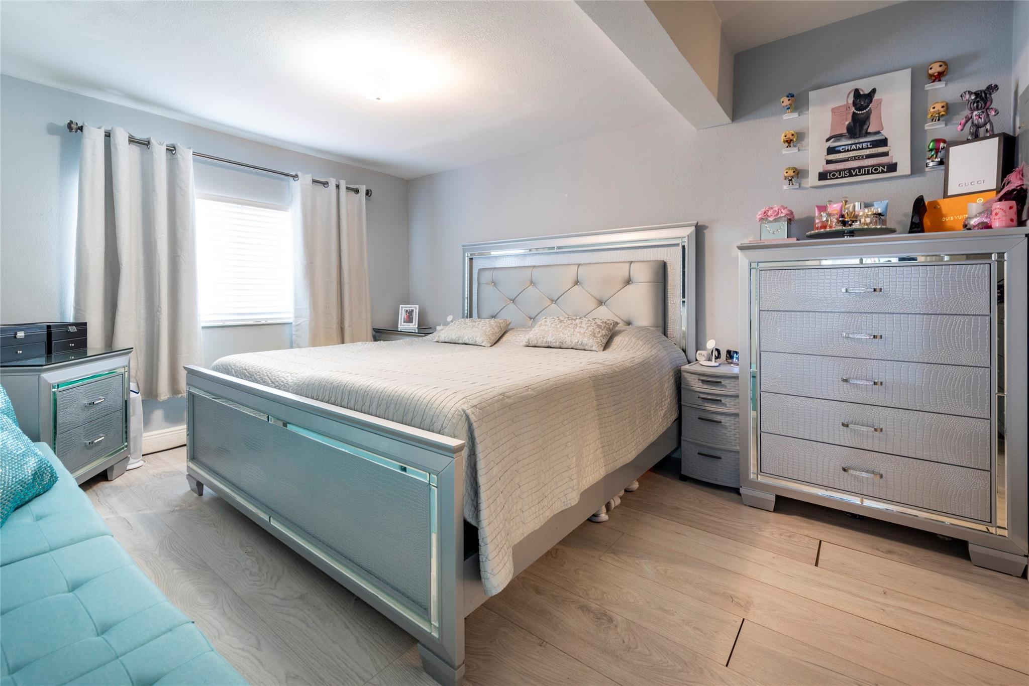 Master Bedroom - Split Floor Plan