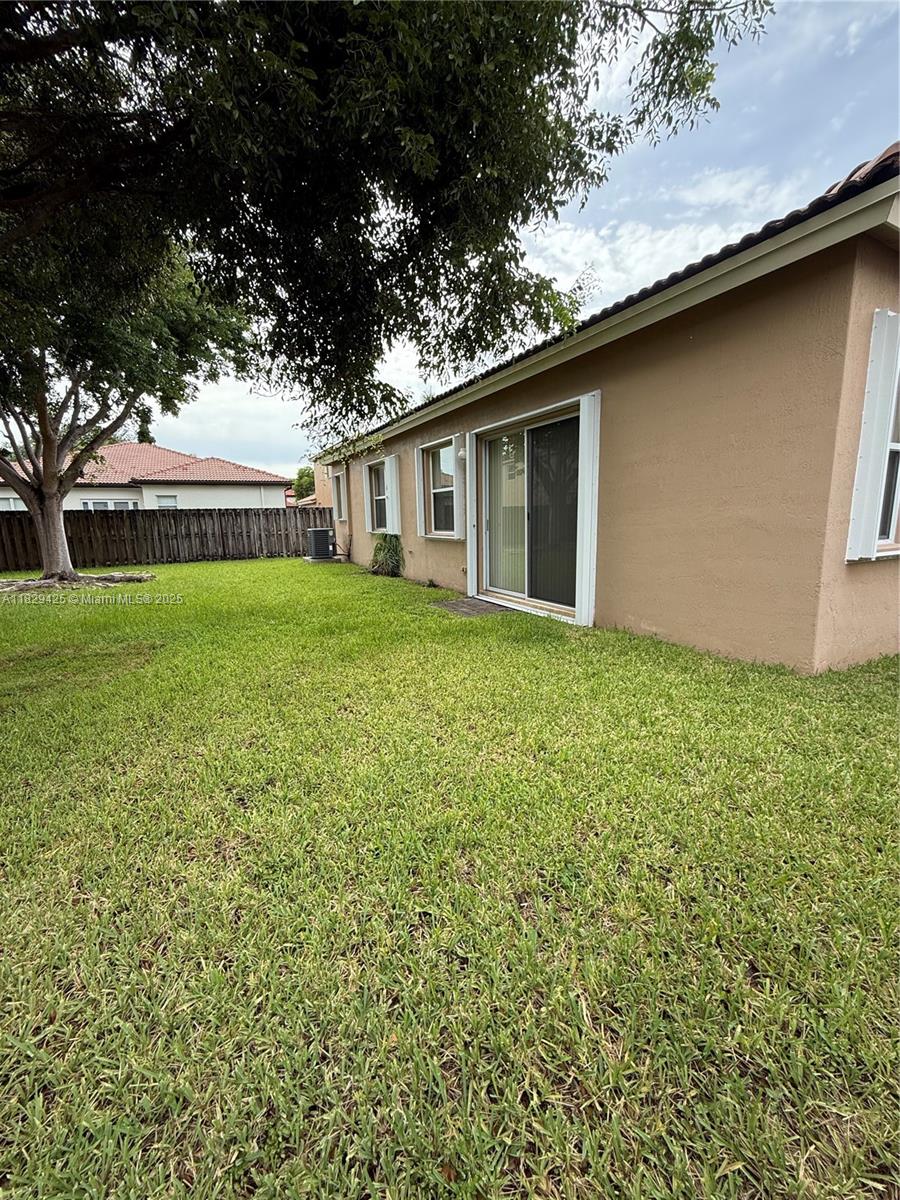 1924 SE 17 Court 1924