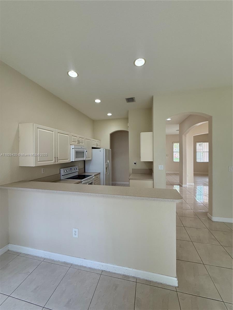 1924 SE 17 Court 1924