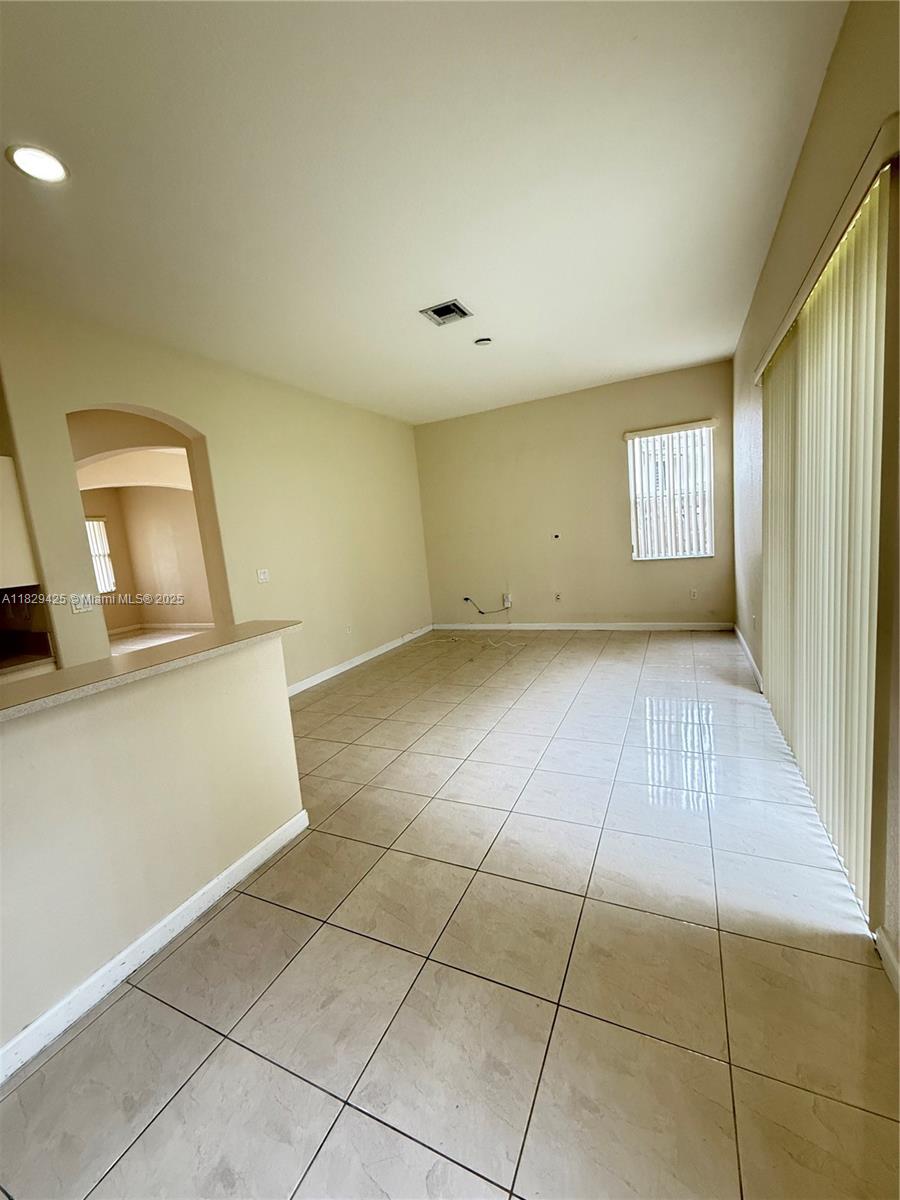 1924 SE 17 Court 1924