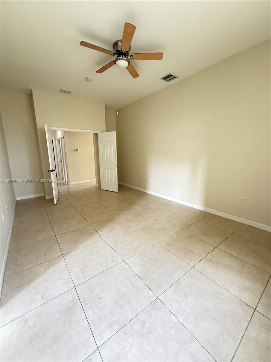 1924 SE 17 Court 1924