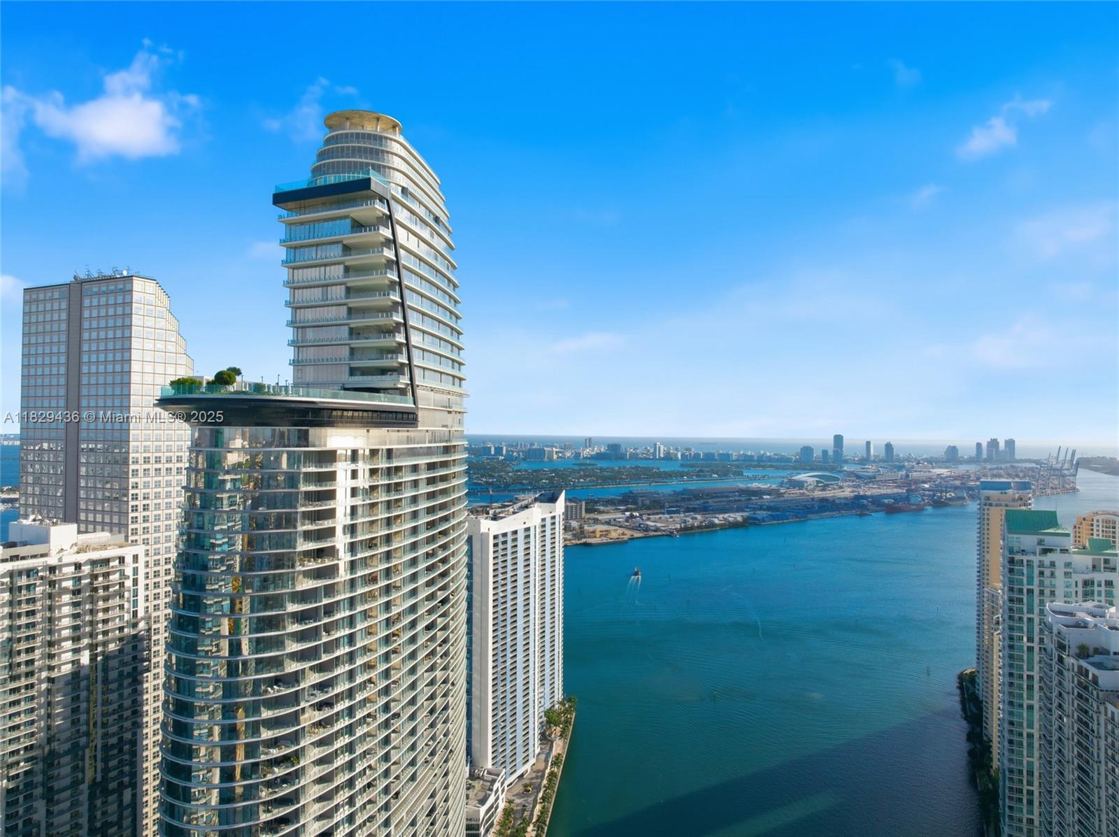 Condo for Sale in Miami, FL
