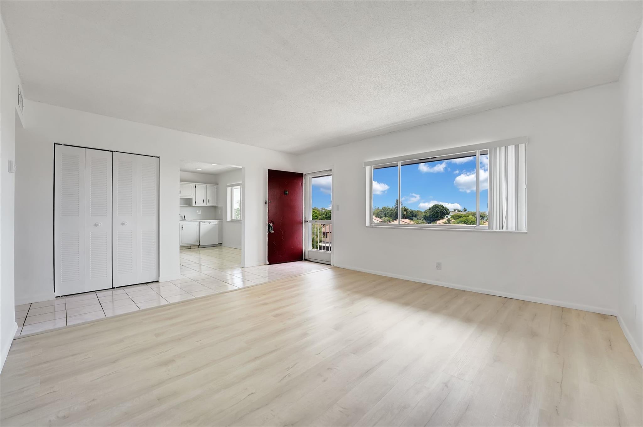 Homes for sale in Lake Worth, FL | 6289 Lear Dr #403, Lake Worth, FL 33462 | MLS# F10511667