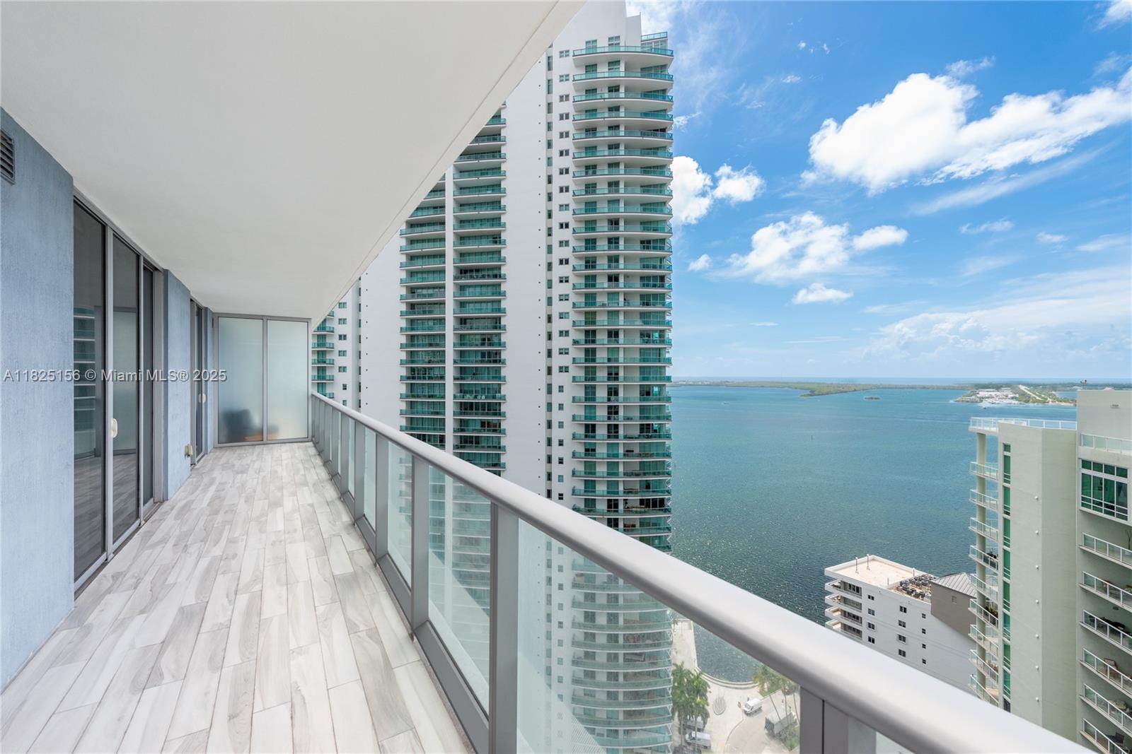 1300 Brickell Bay Dr #3003, Miami FL 33131