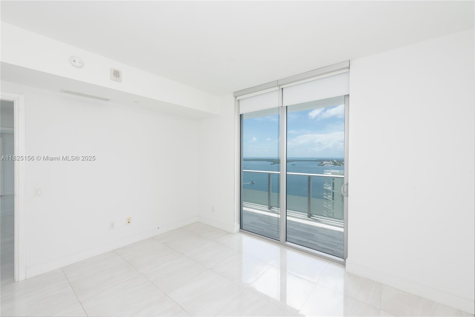 1300 Brickell Bay Dr #3003, Miami FL 33131