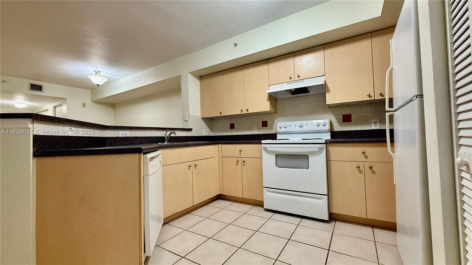 Emerald Isle At Laguna Lak