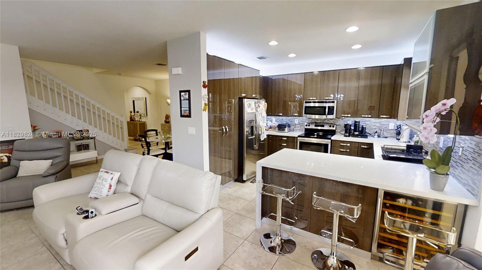 Century Townhomes At Bird