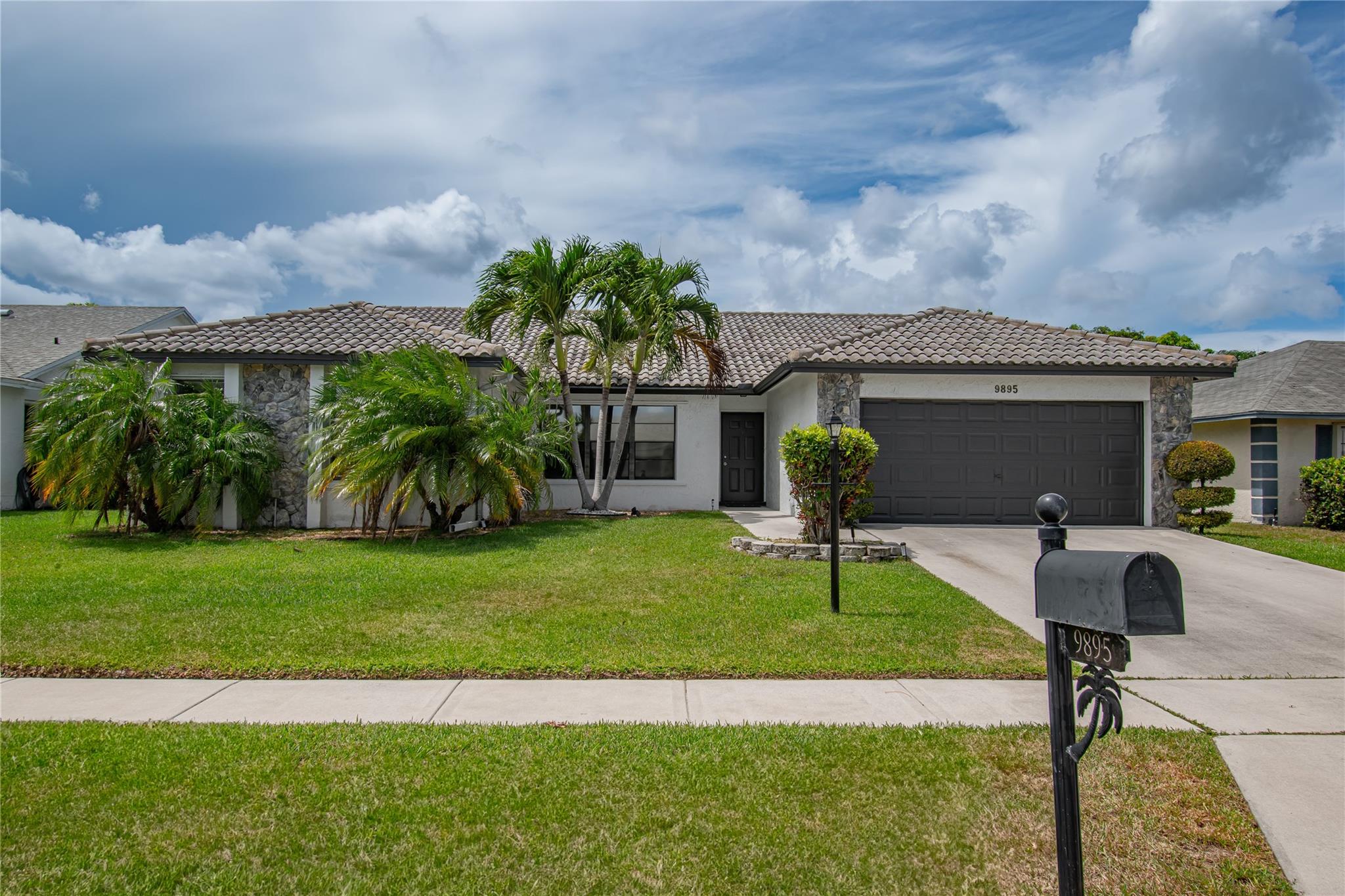 9895 Majorca Pl Boca Raton FL 33434 | F10508325