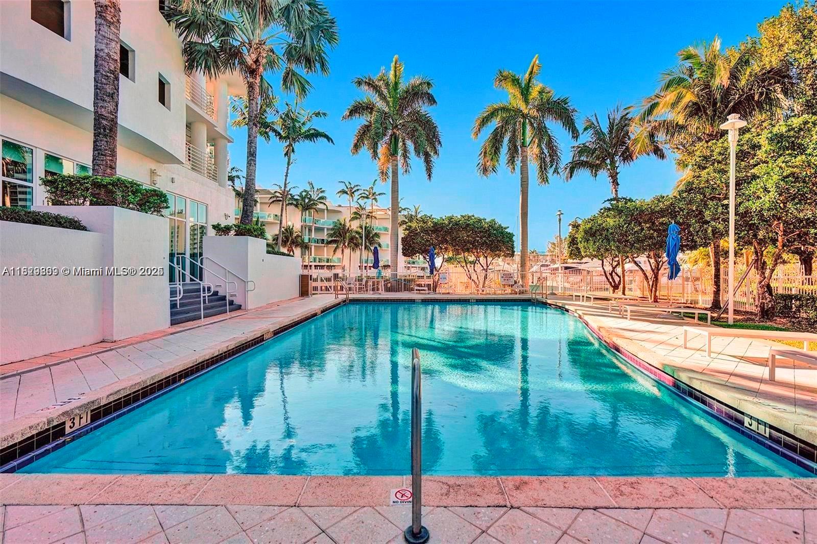 7910 Harbor Island Dr #1008, North Bay Village FL 33141
