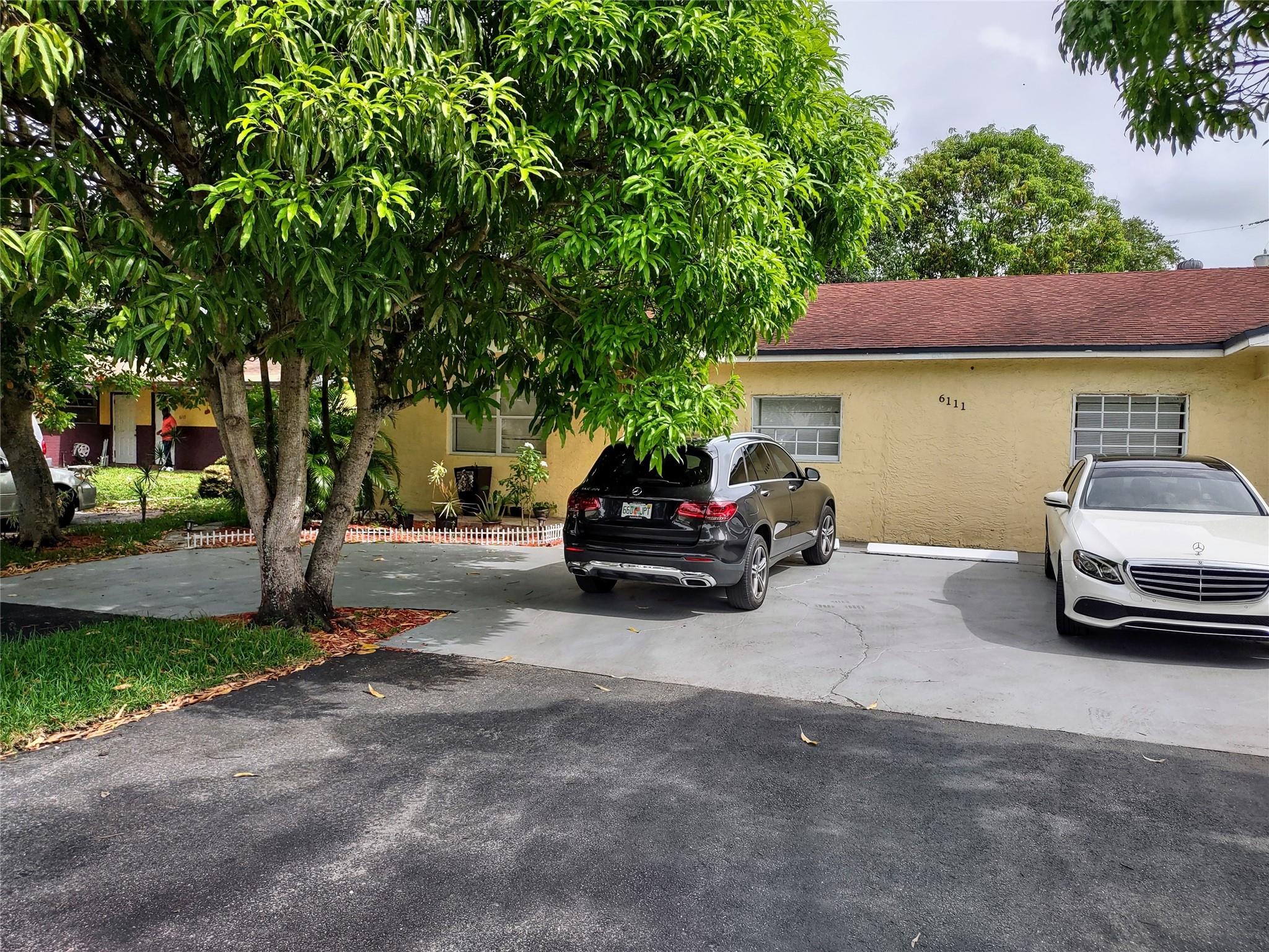 Homes for sale in Miramar, FL | 6111 Sw 32Nd St, Miramar, FL 33023 | MLS# F10512193