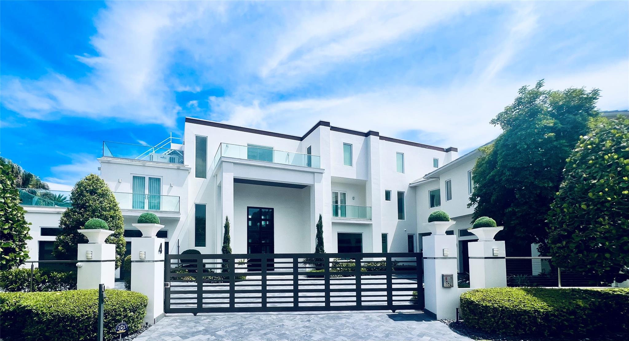 Homes for sale in Fort Lauderdale, FL | 4 Pelican Dr, Fort Lauderdale, FL 33301 | MLS# F10512187