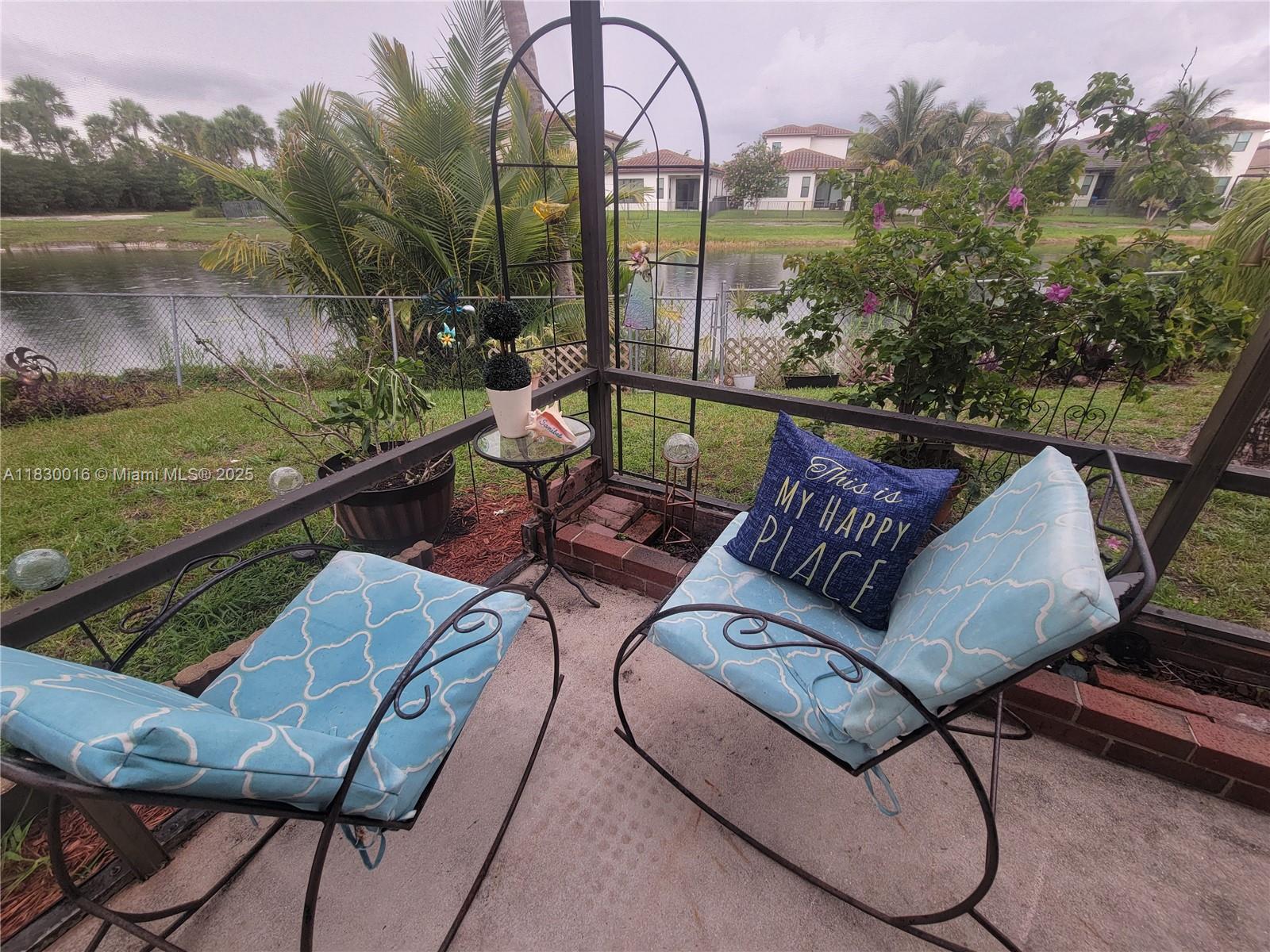 Pembroke Lakes South