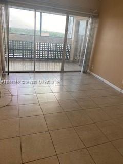 Lakes Of Inverrary Condo