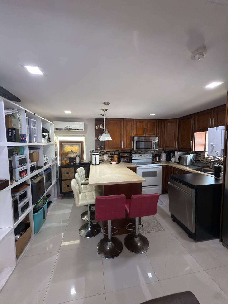 Homes for sale in Davie, FL | 4832 Sw 47 Lane, Davie, FL 33314 | MLS# R11103191