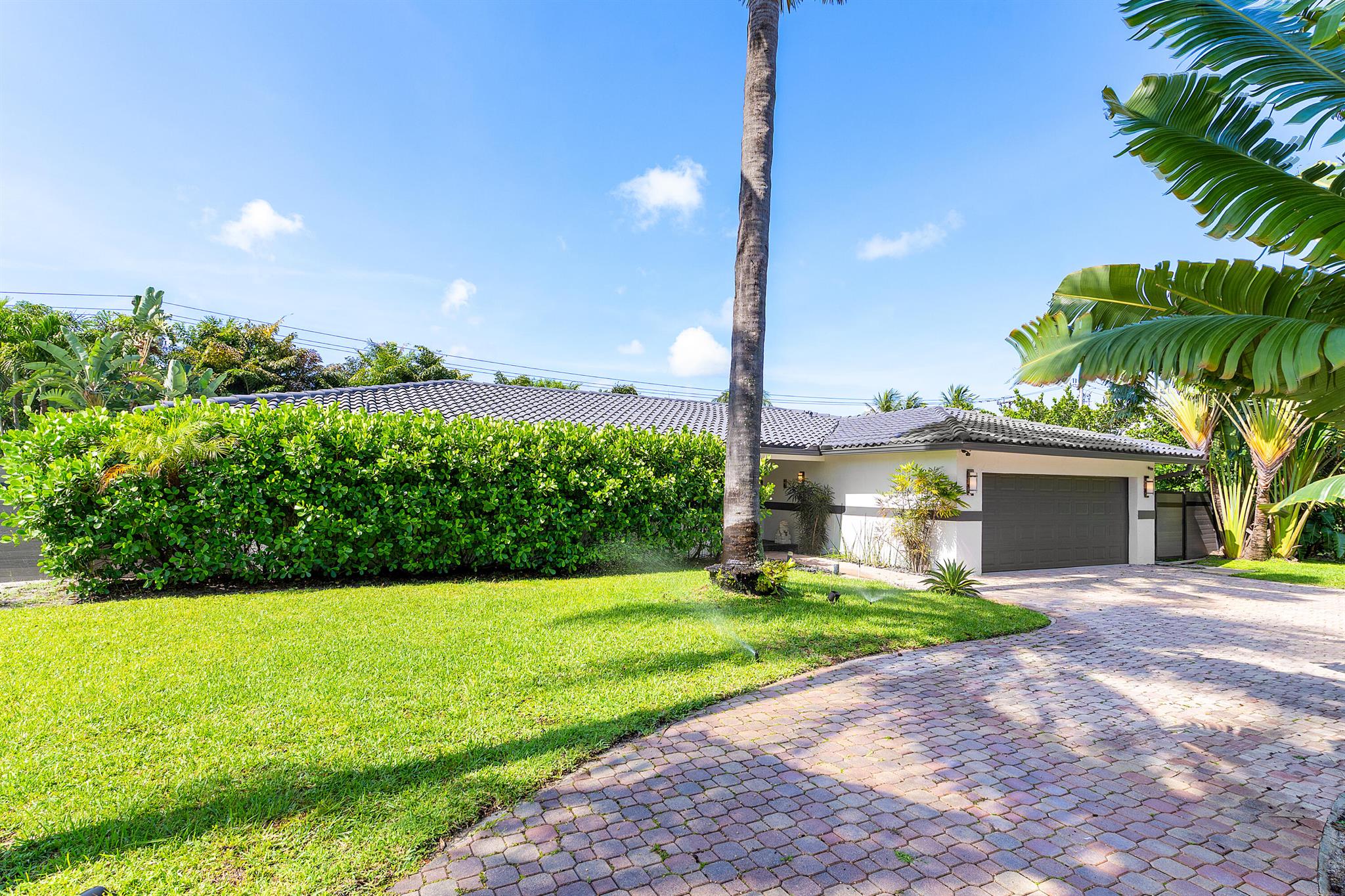 Homes for sale in Boca Raton, FL | 960 Sw 18Th Street, Boca Raton, FL 33486 | MLS# R11103211