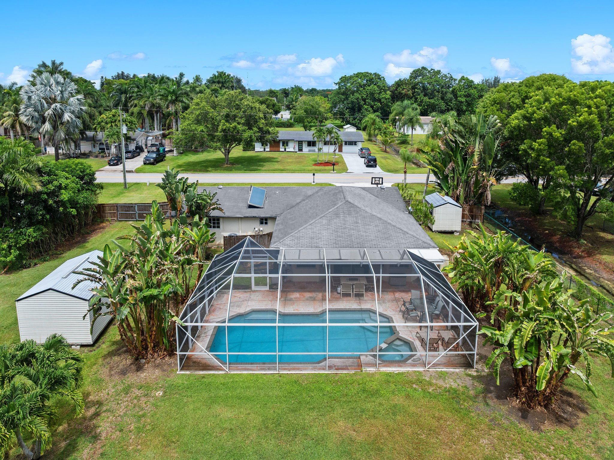 Country Estates 91-16 B