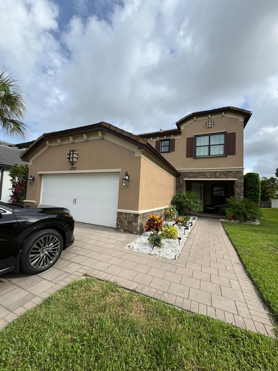 5722 Sandbirch Way Lake Worth FL 33463 | F10511327