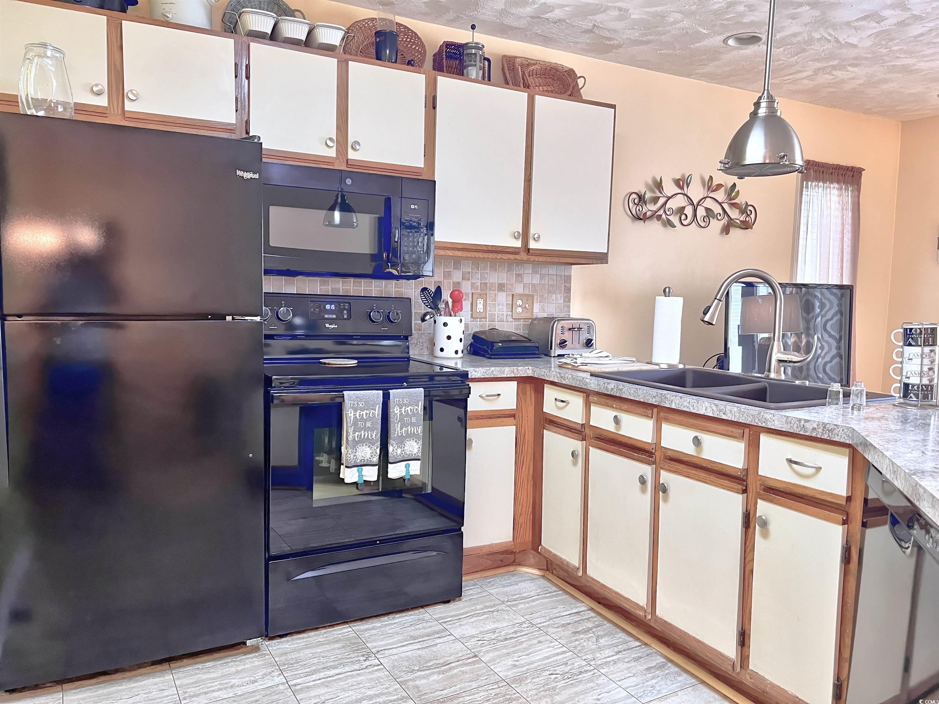 3700 Golf Colony Lane