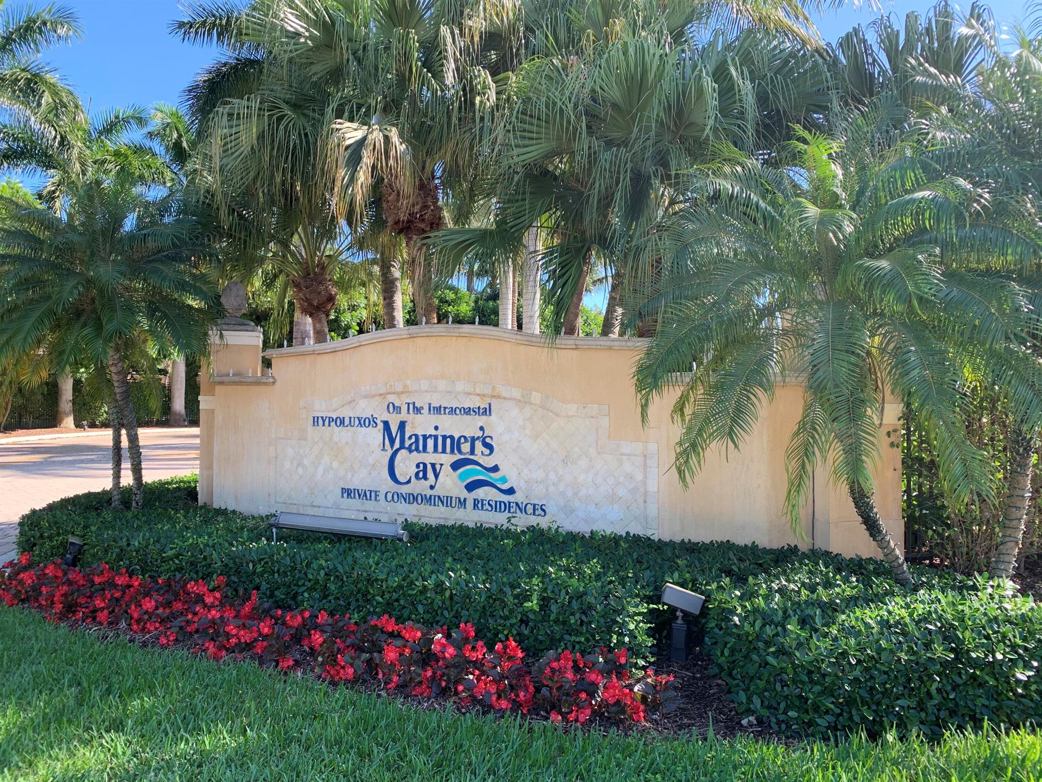 Homes for sale in Hypoluxo, FL | 700 Scotia Dr #303, Hypoluxo, FL 33462 | MLS# R11103328