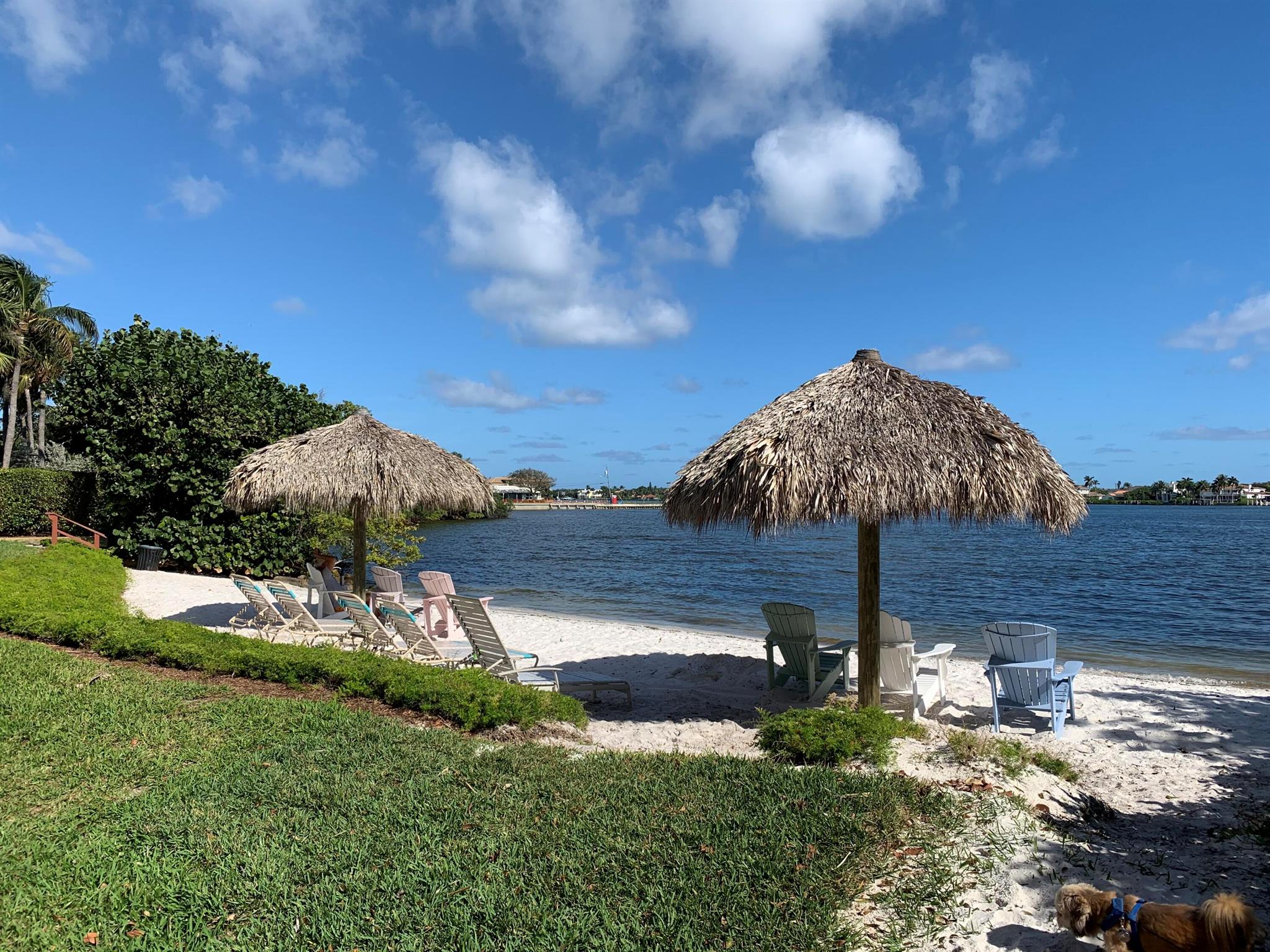 Homes for sale in Hypoluxo, FL | 700 Scotia Dr #303, Hypoluxo, FL 33462 | MLS# R11103328