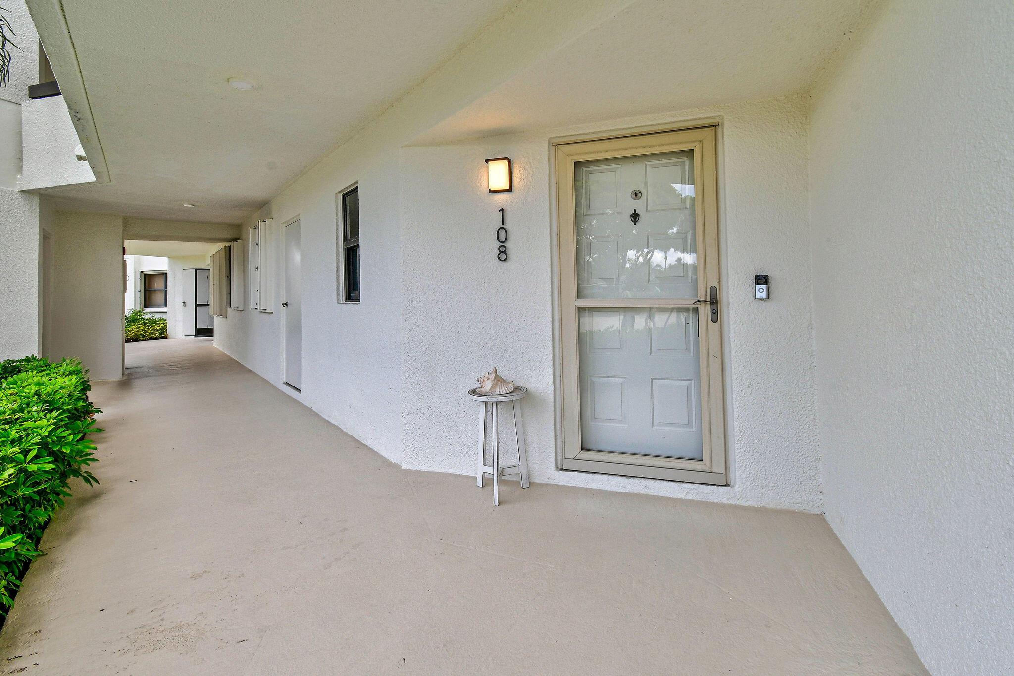 Homes for sale in Tequesta, FL | 19800 Sandpointe Bay Dr #108, Tequesta, FL 33469 | MLS# R11103367