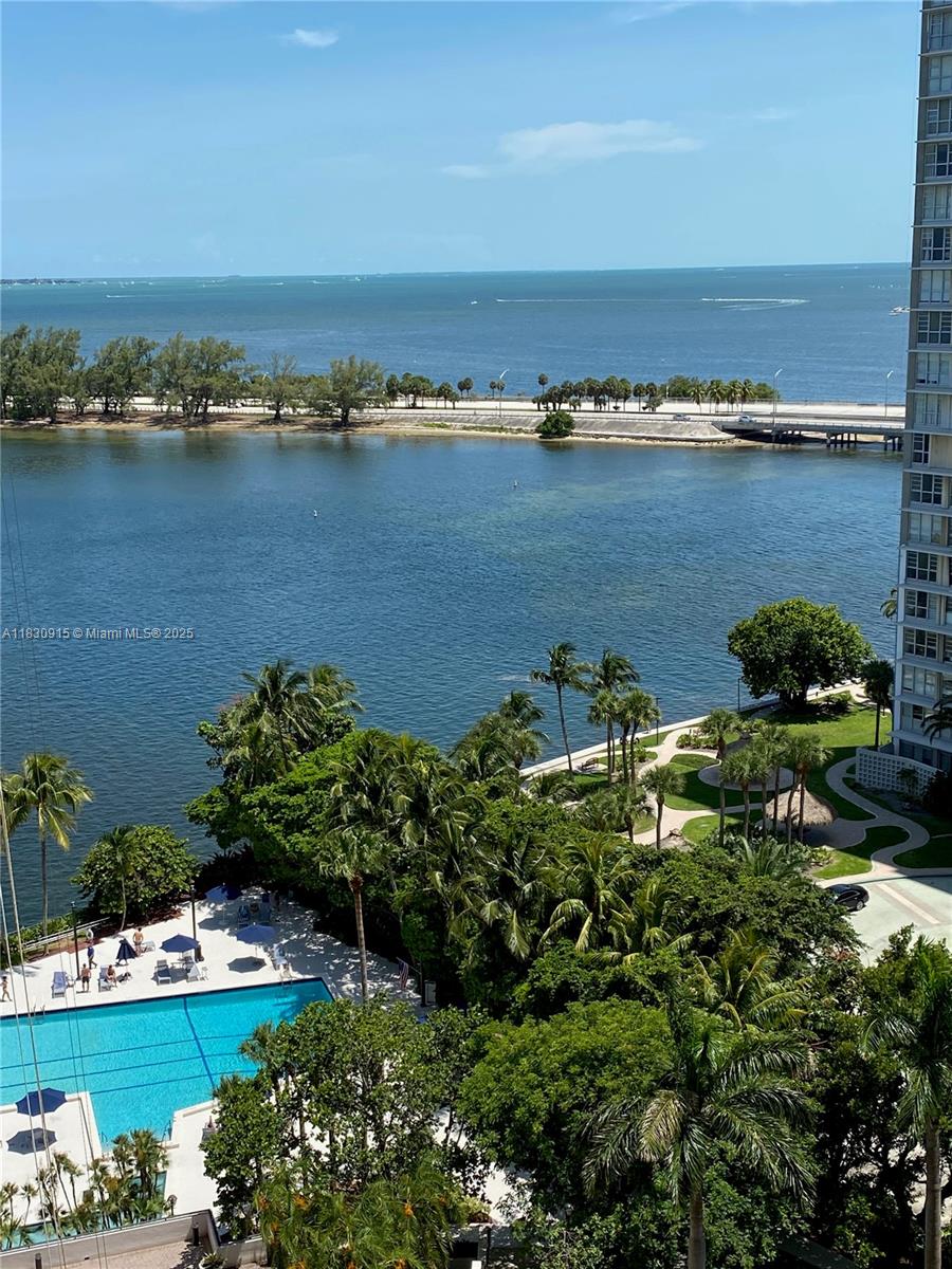 2333 Brickell Ave #1512, Miami FL 33129