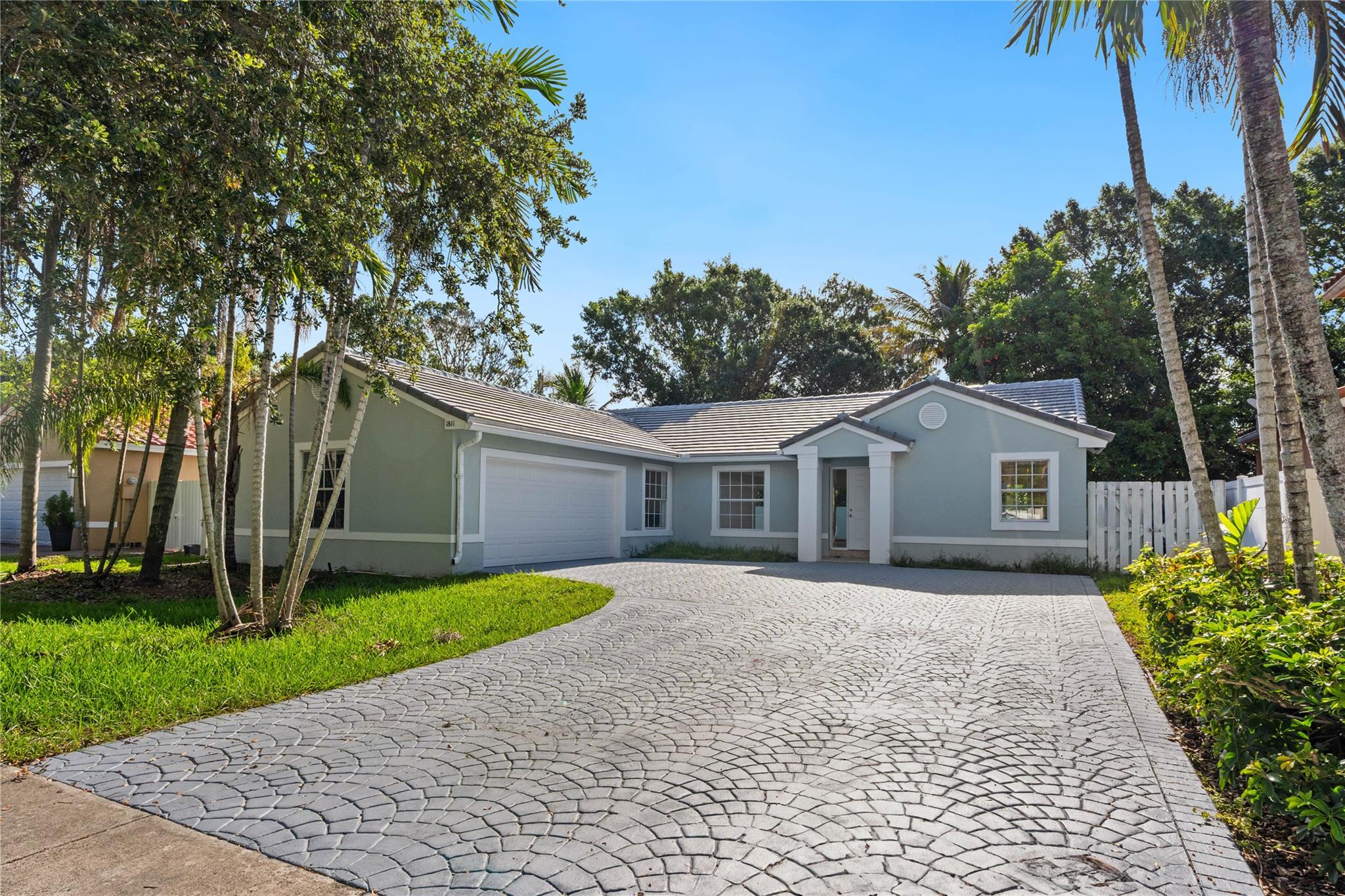 1811 Sw 124th Way Miramar FL 33027 | F10512471