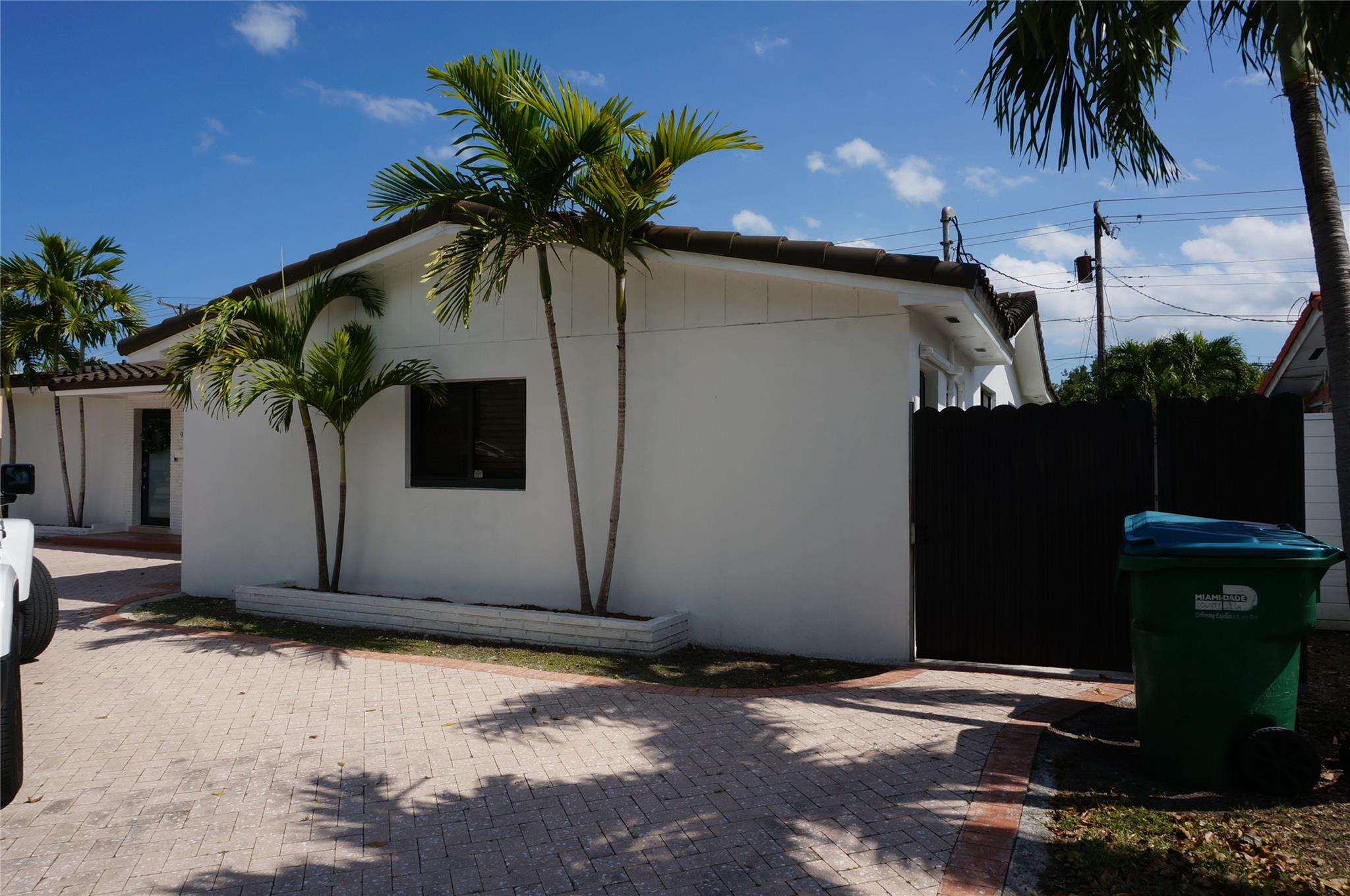 Homes for sale in Miami, FL | 9220 Sw 56Th St, Miami, FL 33165 | MLS# F10512515