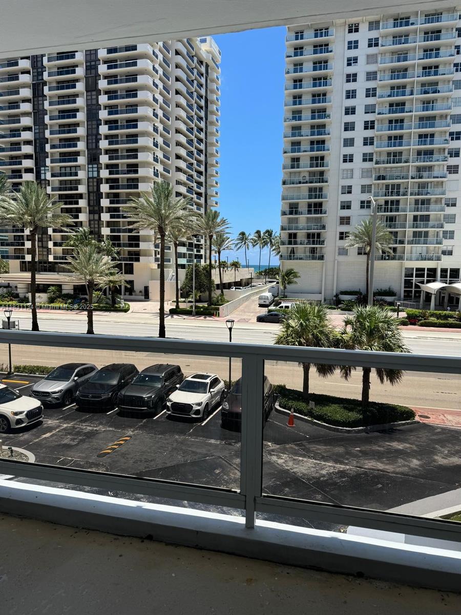 Seacoast 5700 Condo