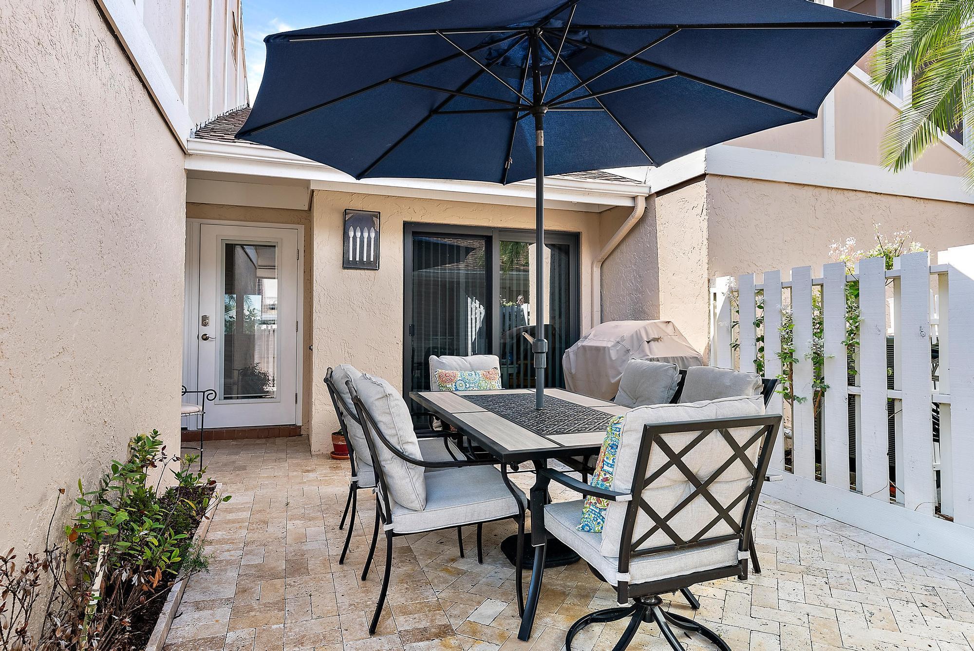 Homes for sale in Jupiter, FL | 3733 Cape Pointe Circle, Jupiter, FL 33477 | MLS# R11103559