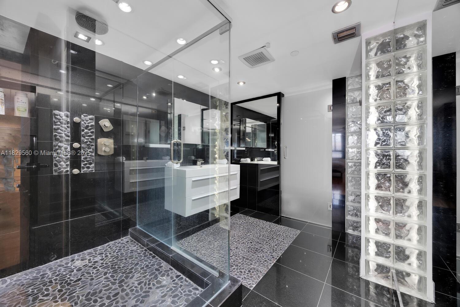 251 Crandon Blvd #1222, Key Biscayne FL 33149