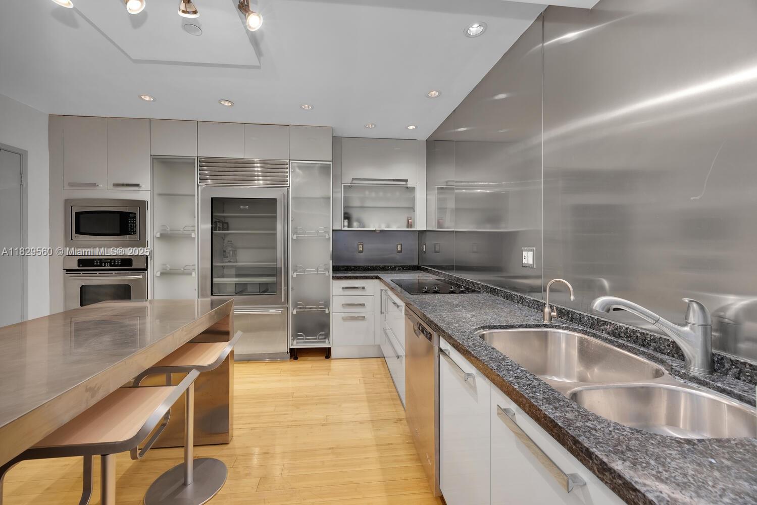251 Crandon Blvd #1222, Key Biscayne FL 33149