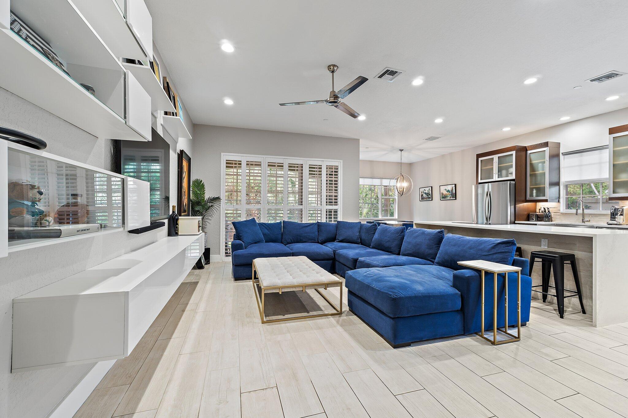 Cielo Townhomes At Shops