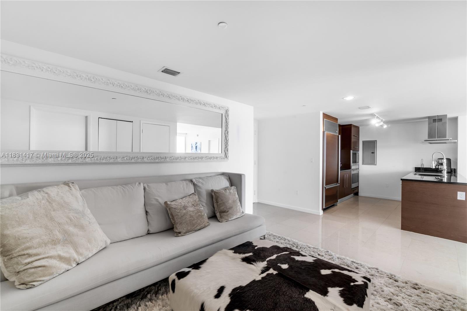 495 Brickell Ave #4905, Miami FL 33131