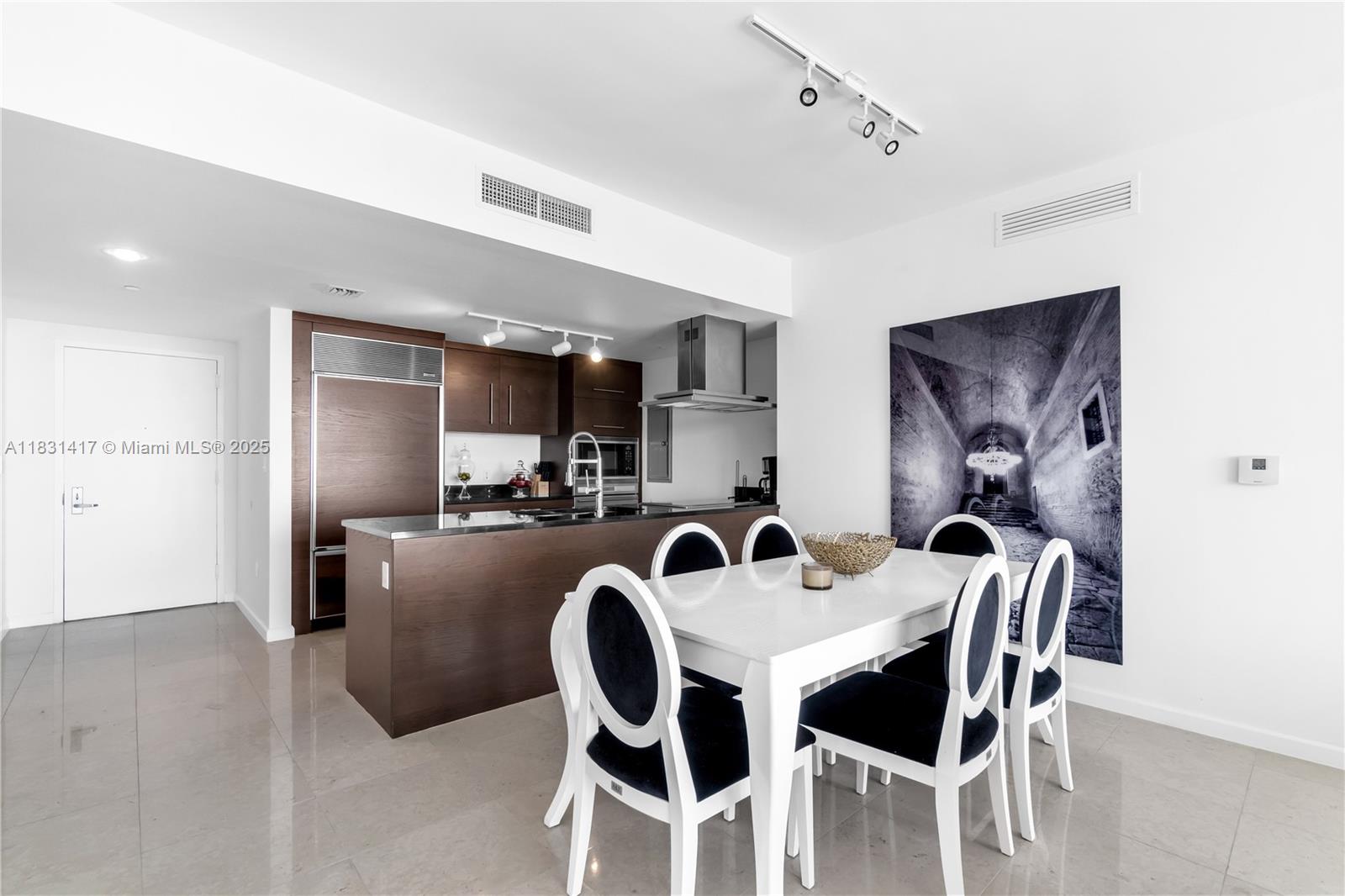495 Brickell Ave #4905, Miami FL 33131