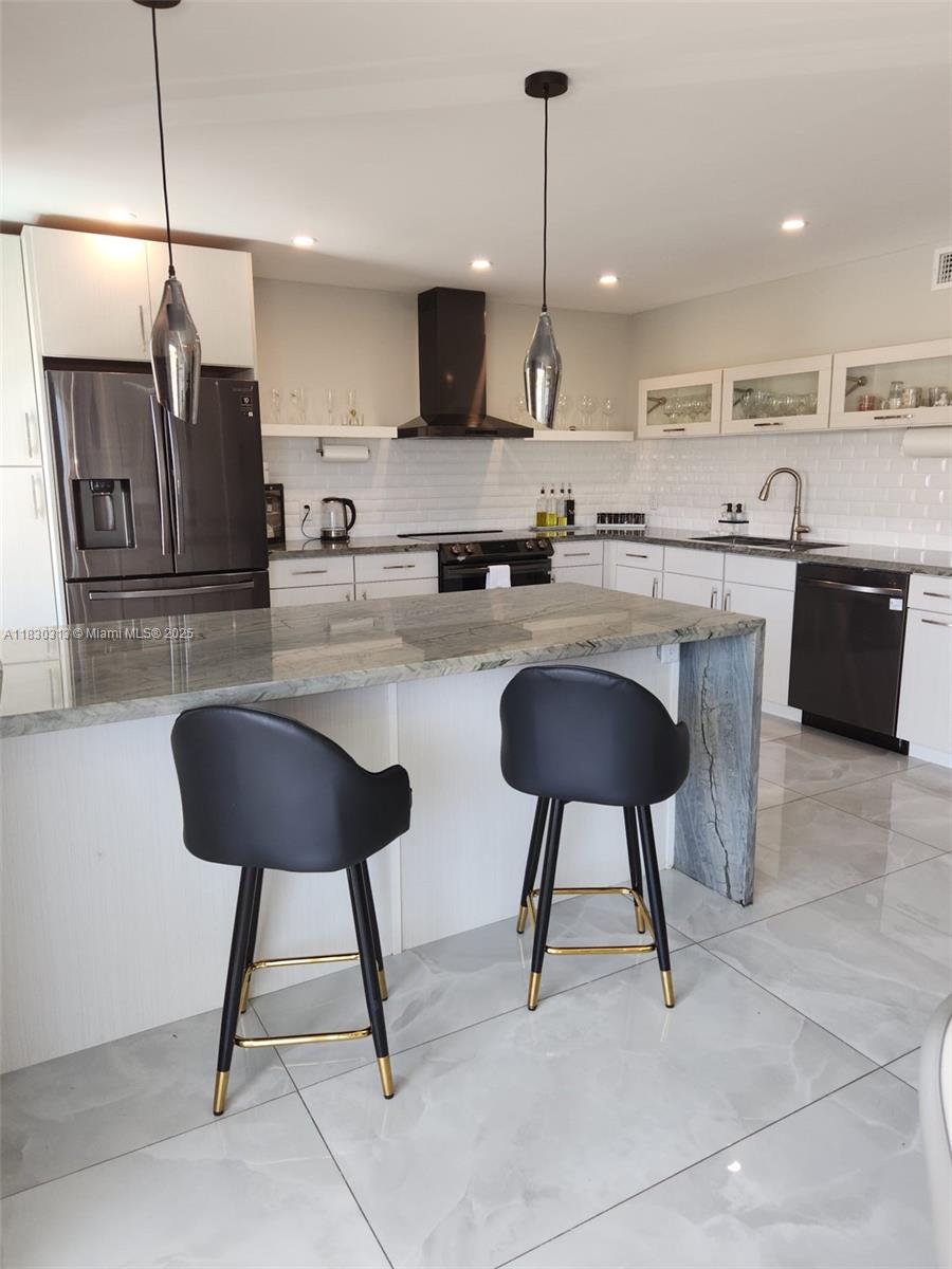 Homes for sale in Bay Harbor Islands, FL | 1075 92Nd St #405, Bay Harbor Islands, FL 33154 | MLS# A11830313