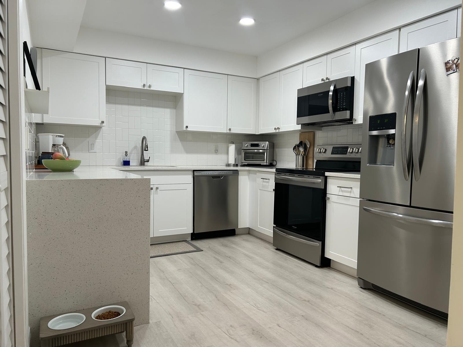 Homes for sale in Weston, FL | 16325 Golf Club Rd #109, Weston, FL 33326 | MLS# F10512613