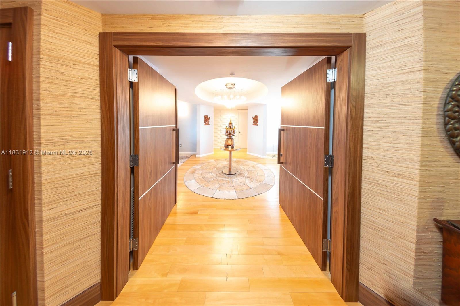 Apartamento en Venta en Sunny Isles Beach, FL