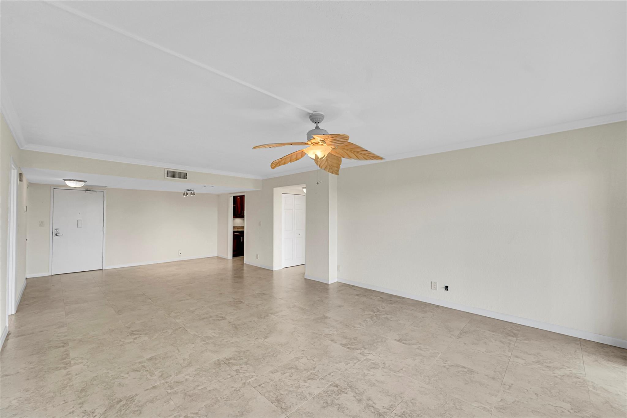 Homes for sale in Coral Springs, FL | 10777 W Sample Rd #805, Coral Springs, FL 33065 | MLS# F10512428